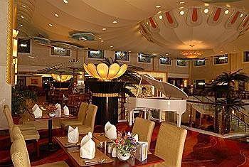 Xin Ding Hotel Лхаса Екстериор снимка